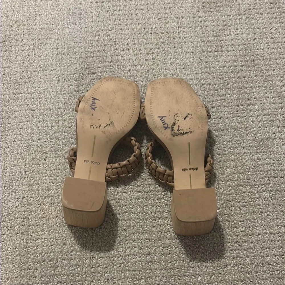 Dolce Vita Tan Sandals Slip-On Casual - Picture 4 of 4